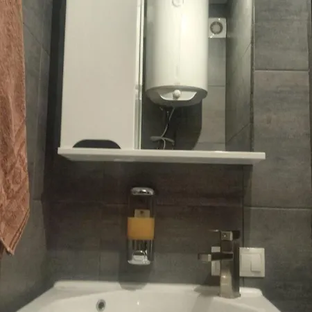 1-комнатная вип уровня посуточно в ужгороде. ул.другетов Apartment Uschhorod