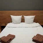 1-комнатная вип уровня посуточно в ужгороде. ул.другетов Apartament Użhorod